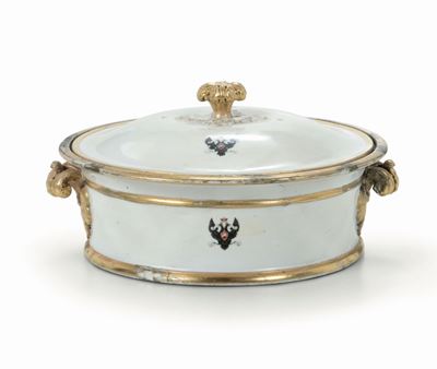 Terrina con Stemma Imperiale Russo Russia, San Pietroburgo, Metà del XIX Secolo