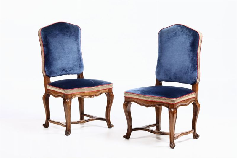 Coppia di sedie in stile  - Asta Arredi - Cambi Casa d'Aste