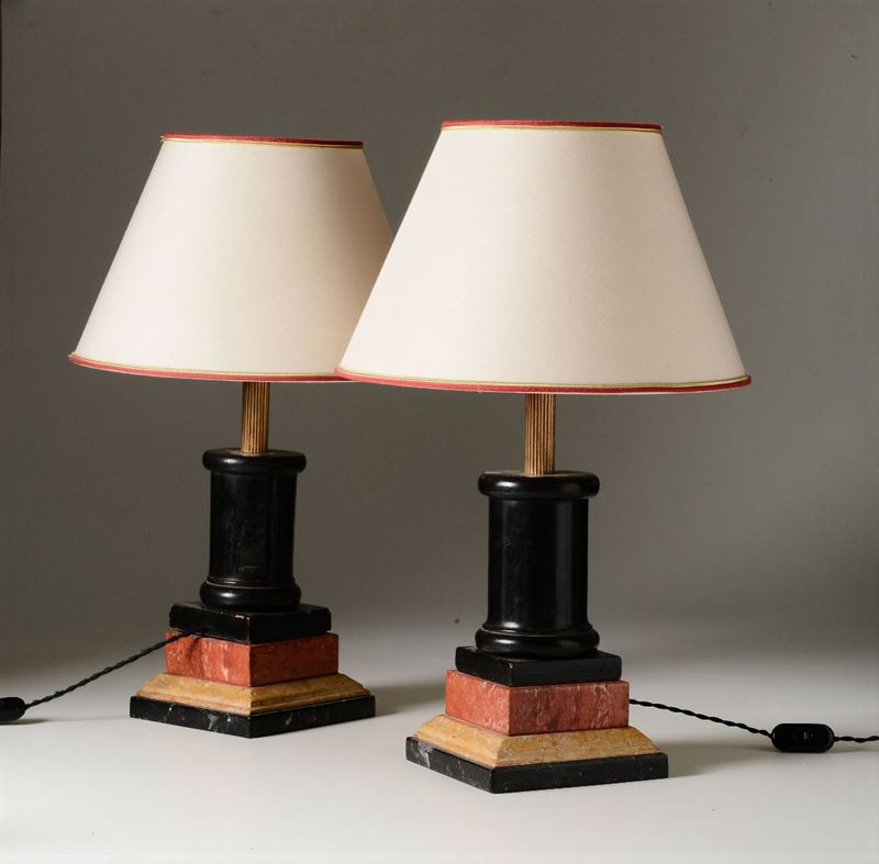 Coppia di lampade da tavolo con paralumi  - Asta Ceramiche e Antichità - Cambi Casa d'Aste