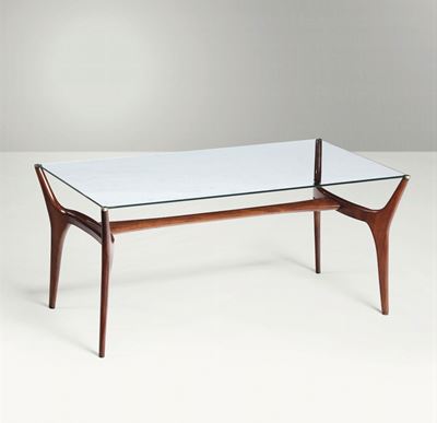 Tavolo Basso con Struttura in Legno e Piano in Vetro.