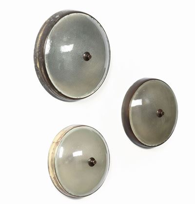 Set di Due Plafoniere Piccole e una Grande. Struttura in Ottone e Diffusore in Vetro.