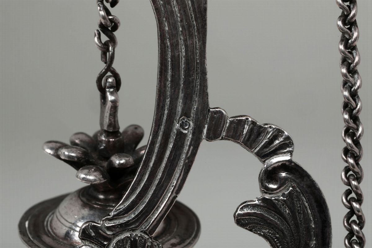 Oliera in Argento Fuso, Sbalzato e Cesellato, Genova, Punzone della Torretta per L'anno 1778 e Bo...