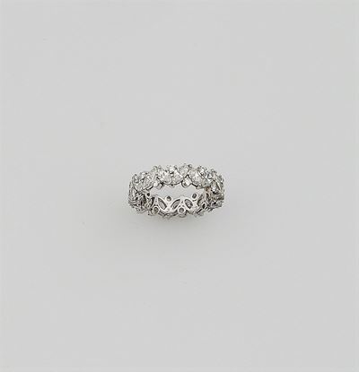 Anello con Diamanti Taglio a Brillante e Navette