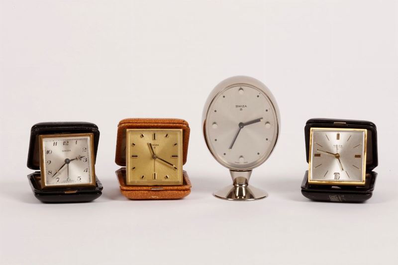 SWIZA : SWIZA,  set di 4 pendolette da scrivania in ottone dorato e metallo.  - Auction Watches | Timed Auction - Cambi Casa d'Aste
