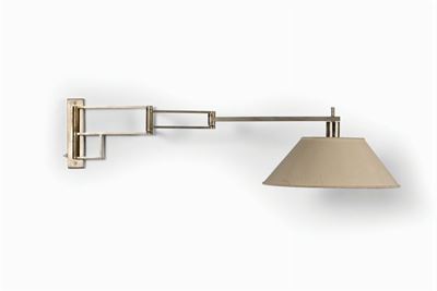 Lampada a Parete Orientabile con Struttura in Ottone e Paralume in Tessuto.