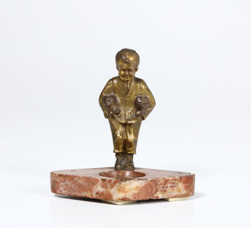  Posacenere in bronzo e marmo, XX secolo  - Auction Fine Art - Cambi Casa d'Aste