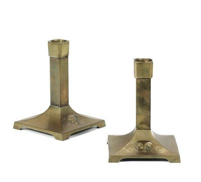 Coppia di Candelieri in Bronzo Marcati Geschutzt, XX Secolo
