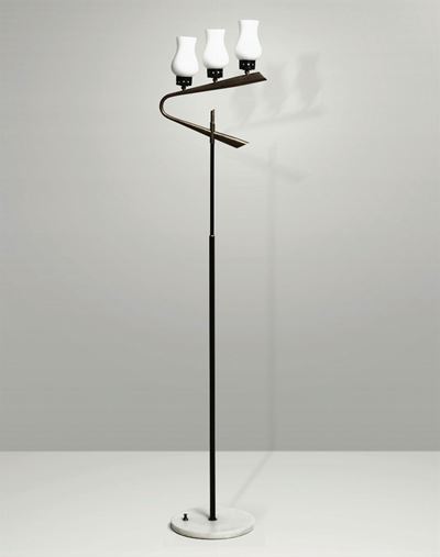 Lampada da Terra con Struttura in Ottone e Ottone Laccato. Base in Marmo e Diffusori in Vetro Opa...