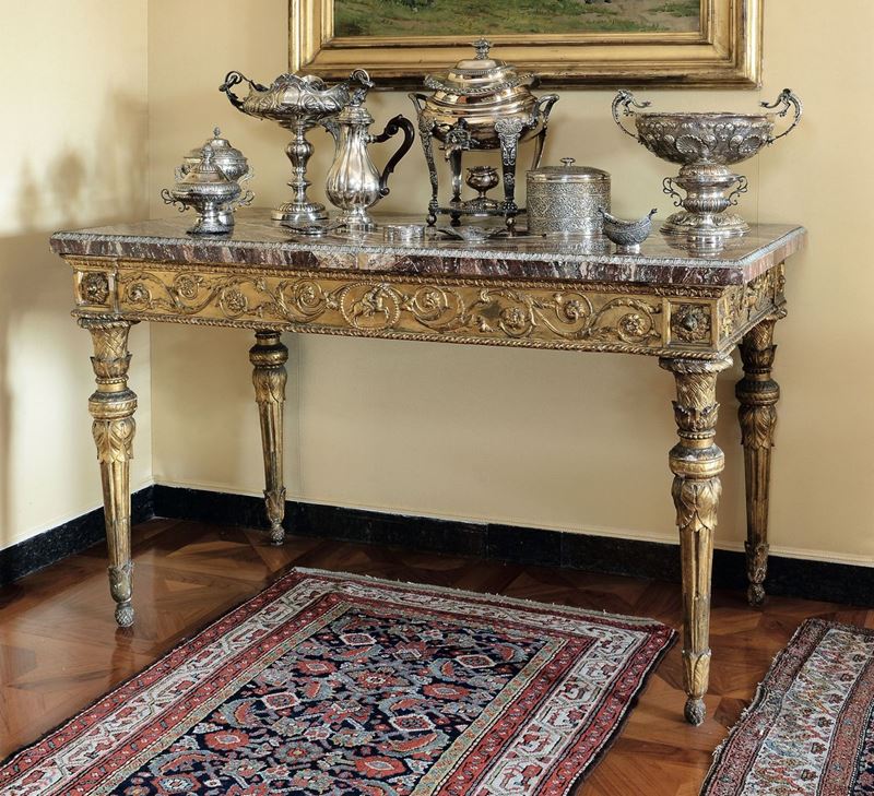 Grande consolle Luigi XVI in legno intagliato e dorato con piano lastronato in marmo, fine XVIII secolo  - Auction Fine Art - Cambi Casa d'Aste