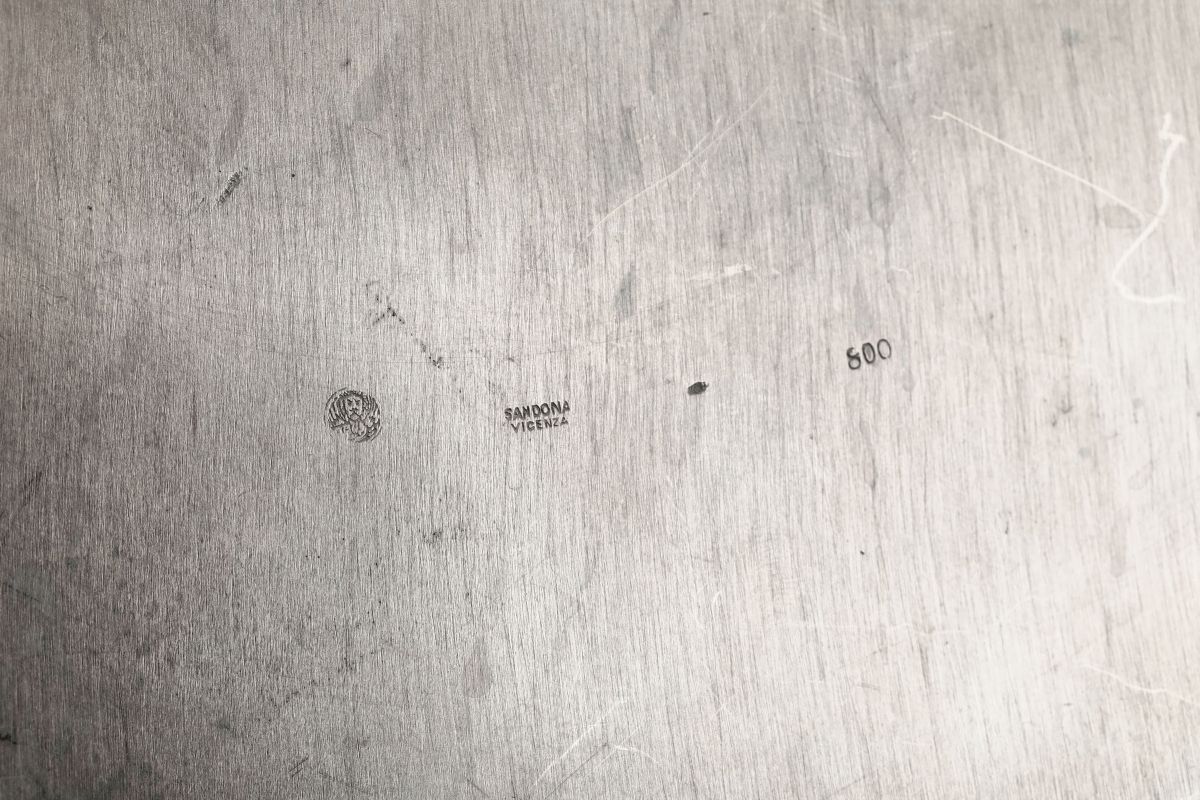 Insieme di Sei Vassoi Circolari in Argento, Manifatture Italiane del XX Secolo