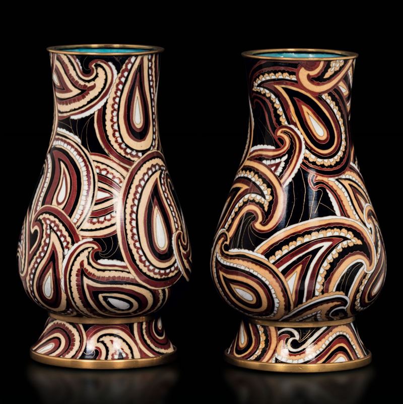 Two cloisonné vases, China, 1900s  - Auction Oriental Art - Cambi Casa d'Aste