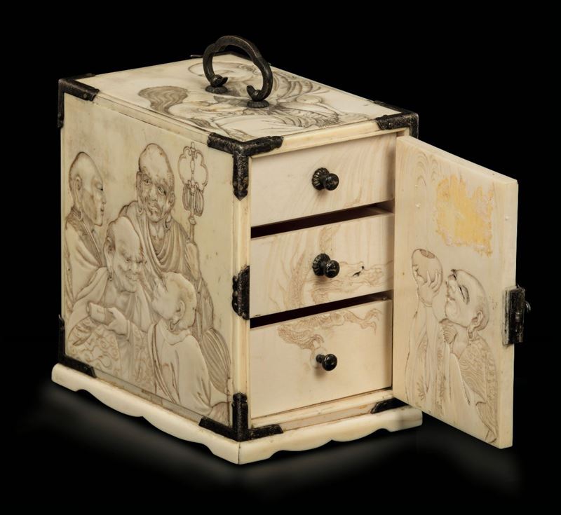 An ivory cabinet, Japan, Meiji p., 1800s  - Auction Fine Chinese Works of Art - Cambi Casa d'Aste