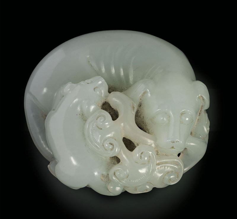 A white jade group, China, 19th century  - Auction Fine Chinese Works of Art - Cambi Casa d'Aste