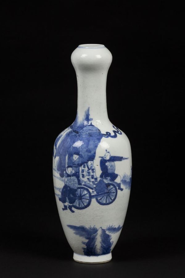 Vaso in porcellana bianca e blu con figure di dignitari, Cina, XIX secolo