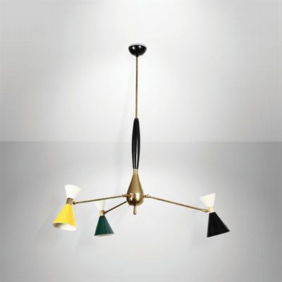 Lampadario con Struttura in Ottone e Diffusori in Alluminio Laccato.