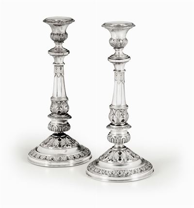 Coppia di Candelieri in Argento. Manifattura Italiana ? del XIX Secolo. Apparentemente Privi di P...