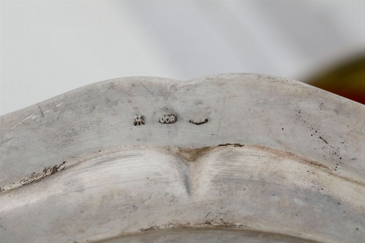 Diciannove Piatti e Dodici Coppette in Argento, Varie Manifatture Italiane del XX Secolo