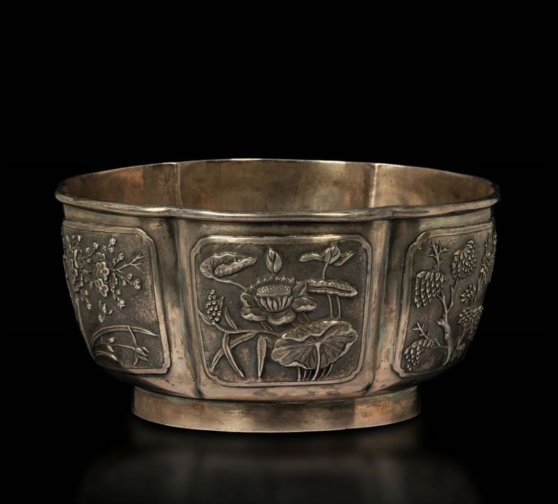 A silver bowl, China, 1800s  - Auction Fine Chinese Works of Art - Cambi Casa d'Aste