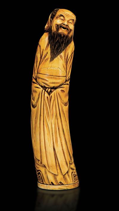 Figura di Saggio Scolpita in Avorio, Cina, Inizi XX Secolo