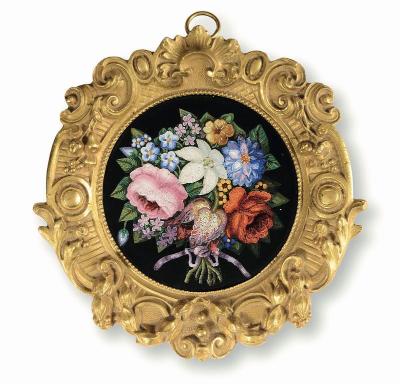 Placca circolare in ardesia contenente raffigurazione di bouquet floreale realizzato a micromosaico, Roma XIX secolo  - Asta Fine Art - Cambi Casa d'Aste
