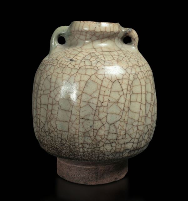 Vaso a doppia ansa in porcellana Guan, Cina, Dinastia Song (960-1279)