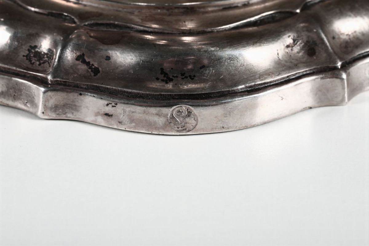 Coppia di Candelieri in Argento Fuso e Cesellato, Venezia XX Secolo