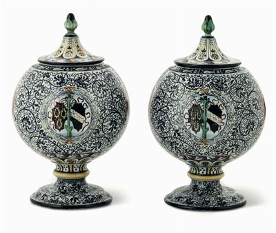 Vasi con Ornati Moreschi e Stemmi Fondo Bianco Doccia, Manifattura Ginori, 1879-1900 Circa