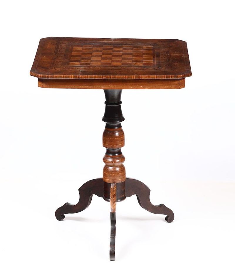 Tavolino intarsiato in stile sorrentino, XIX-XX secolo  - Auction Furniture - Cambi Casa d'Aste