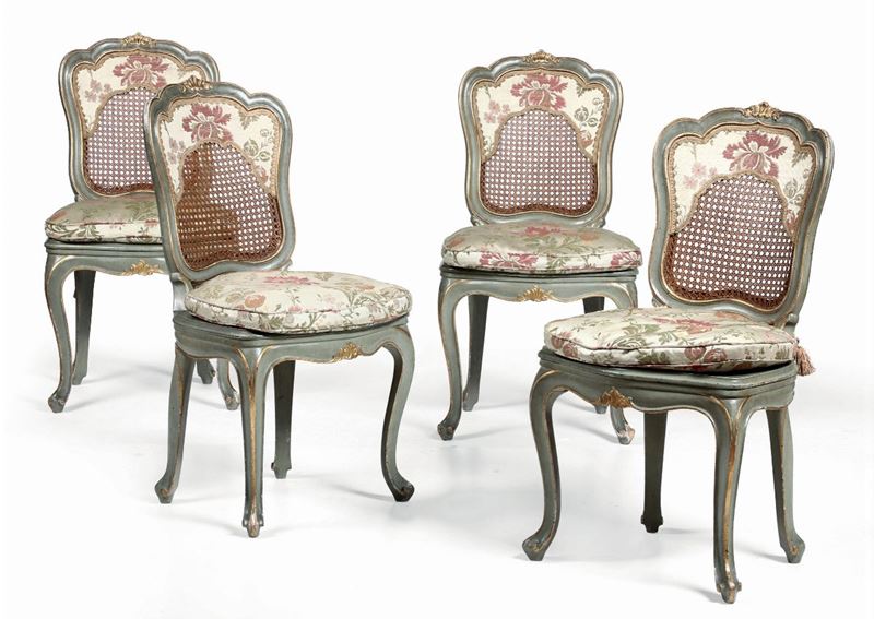 Quattro sedie in legno laccato e dorato. XVIII secolo  - Asta Antiquariato - Cambi Casa d'Aste