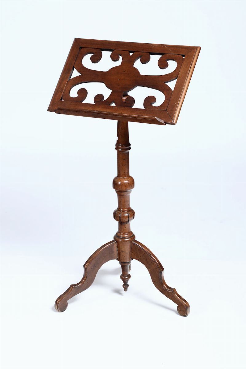 Leggio in legno, XIX-XX secolo  - Auction Furniture - Cambi Casa d'Aste