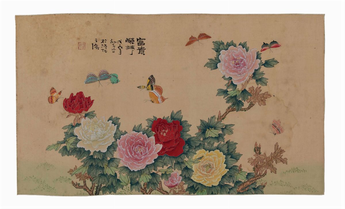 Coppia di Dipinti su Seta Raffiguranti Farfalle con Peonie e Iscrizione, Cina, Inizi XX Secolo