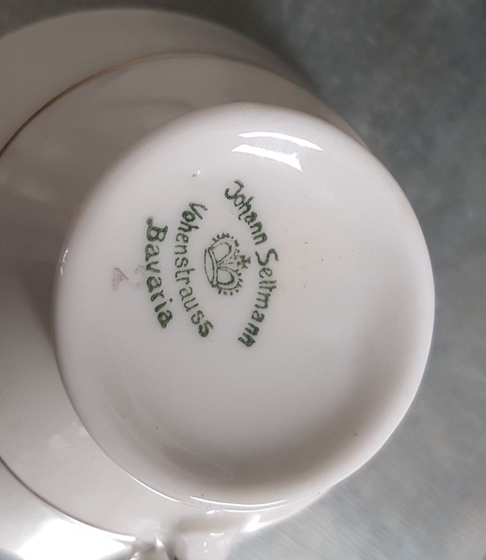 Lotto Composto da Servizio da Tè da Sei e Servizio da Caffè da Sei in Porcellana, Bavaria XX Seco...