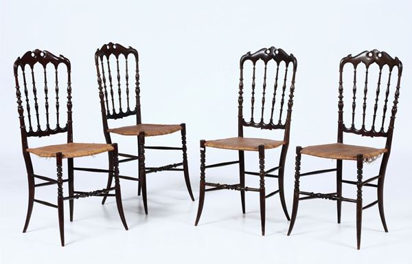 Quattro sedie tipo chiavarine in legno ebanizzato