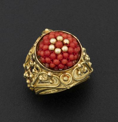 Anello con Corallo