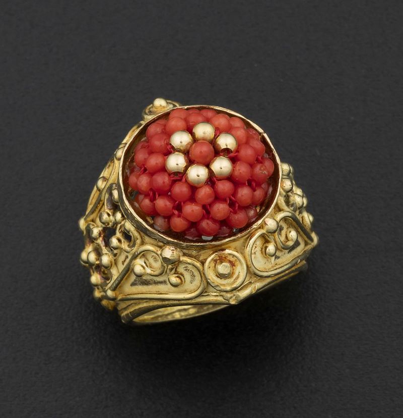 Coral and gold ring  - Auction Fine Coral Jewels - I - Cambi Casa d'Aste