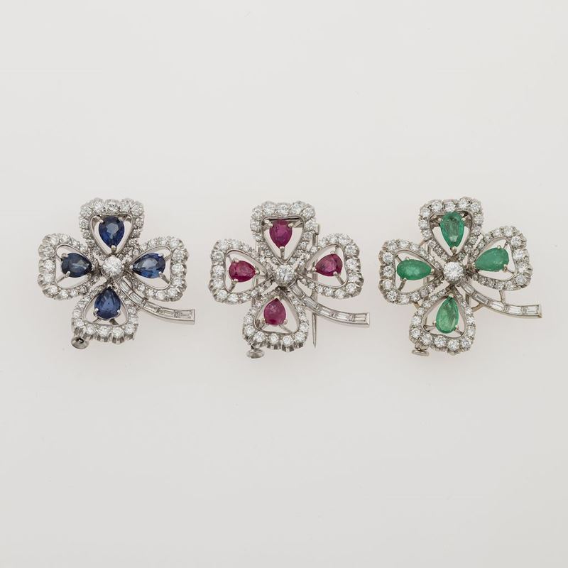 Three gem-set and gold brooches  - Auction Timed Auction Jewels - Cambi Casa d'Aste