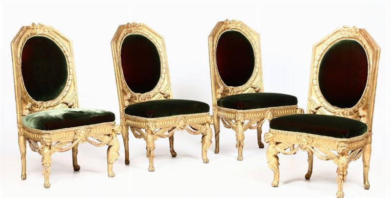 Quattro sedie in legno scolpito e dorato con rivestimento in velluto, Italia settentrionale, inizio del XIX secolo  - Asta Scultura, Arredi e Oggetti d'Arte - Cambi Casa d'Aste