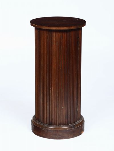 Comodino a Colonna, XIX Secolo