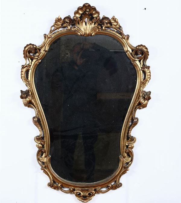 Specchiera in legno intagliato e dorato, XX secolo