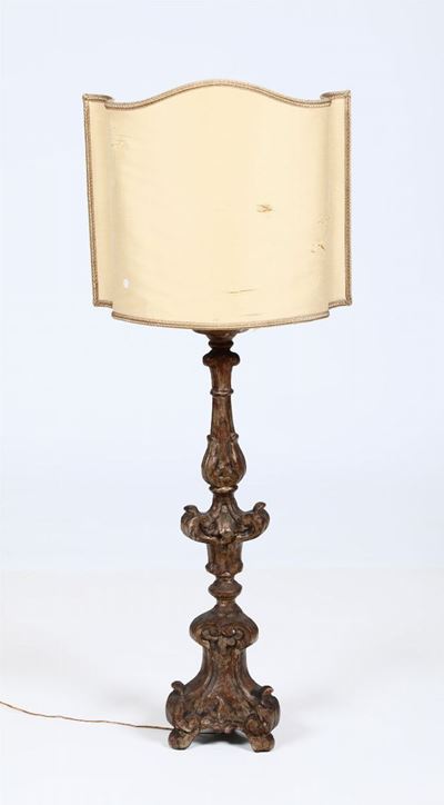 Candeliere in Legno Intagliato e Dorato, XVIII Secolo