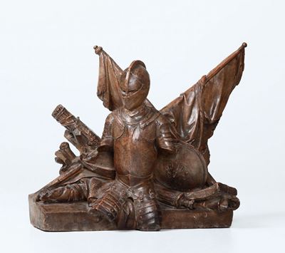 Panoplia Militare in Terracotta Patinata. Plasticatore del XVIII Secolo