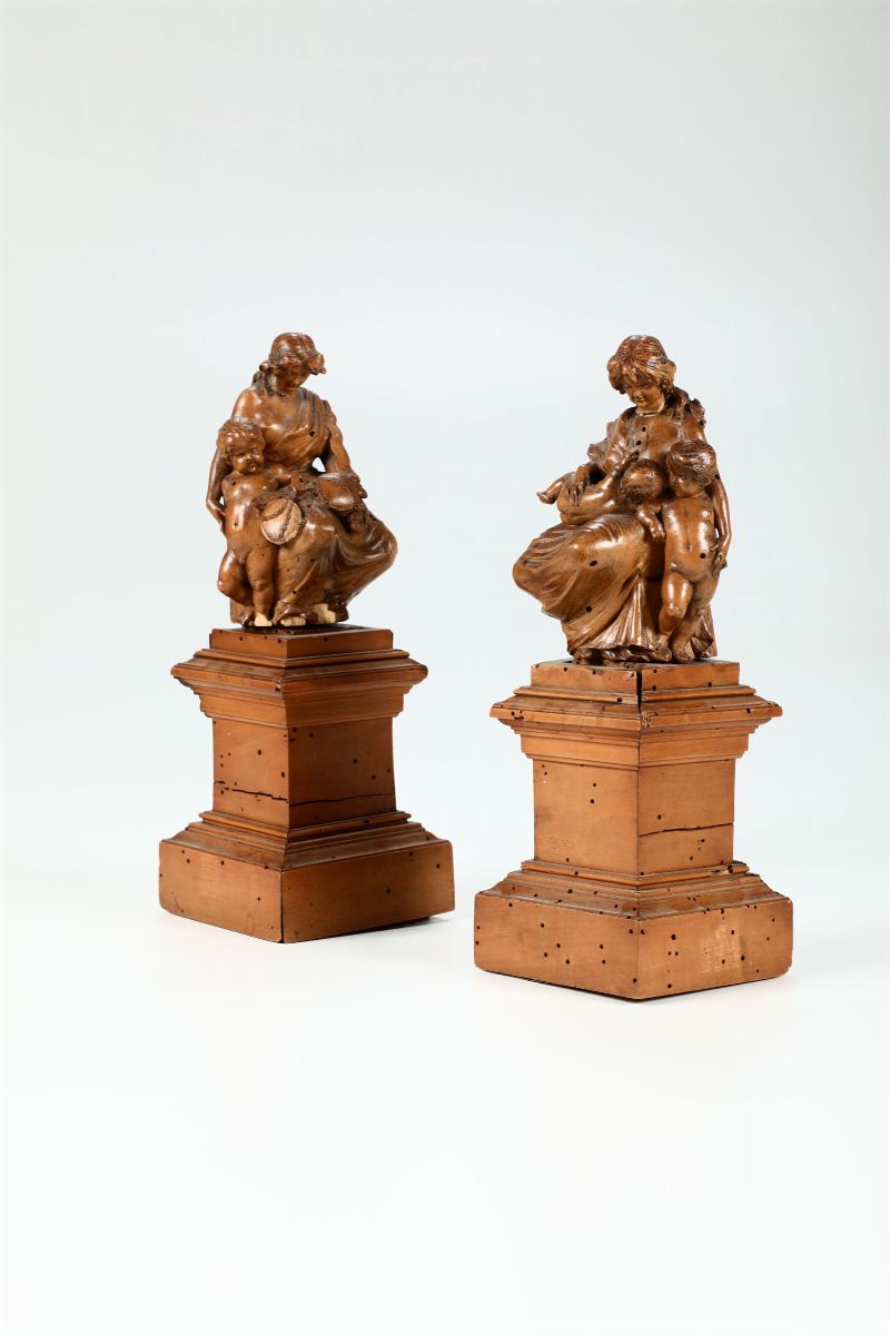 Coppia di Figure Allegoriche Rappresentanti “la Carità” e “la Giustizia” Scultore del XIX Secolo