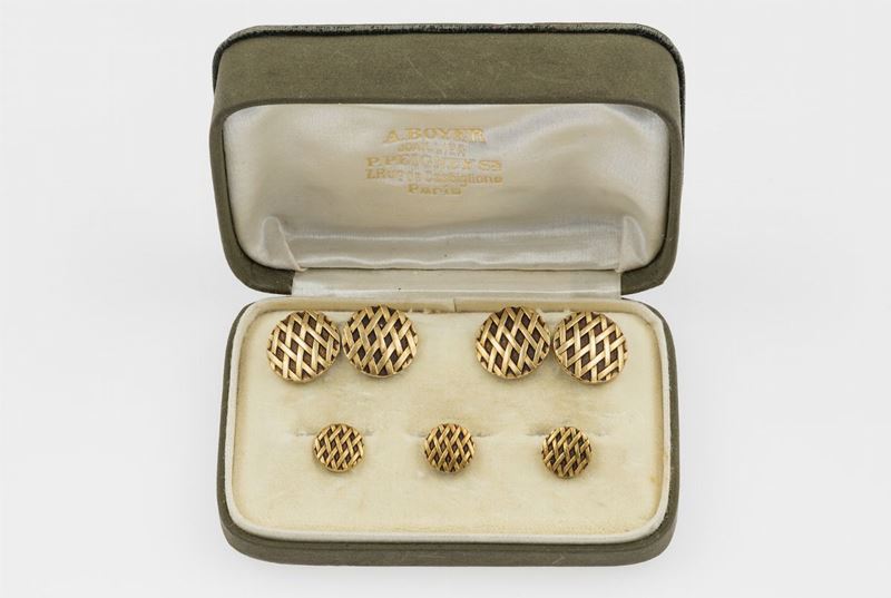 Pair of gold cufflinks and studs. Fitted case  - Auction Fine Jewels  - Cambi Casa d'Aste