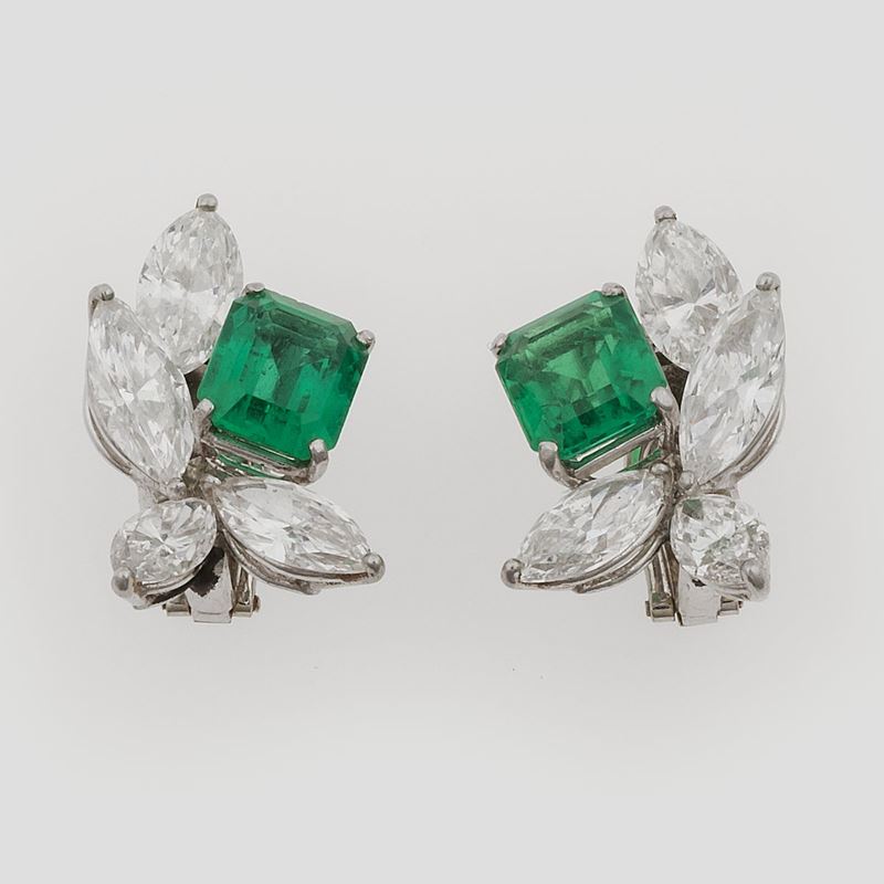 Pair of emerald and diamond earrings  - Auction Fine Jewels - II - Cambi Casa d'Aste