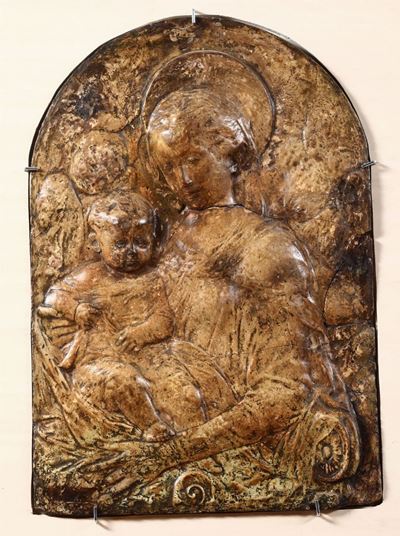 Rilievo in Stucco Raffigurante Madonna con Bambino, Derivato da Modelli del Rinascimento Fiorenti...