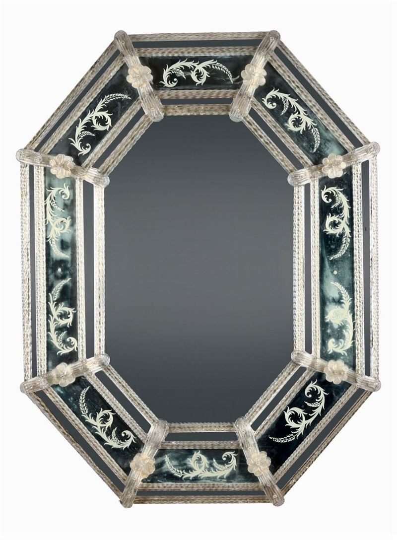 Specchiera ottagonale rivestita con vetri di Murano, XIX-XX secolo  - Auction Fine Art - Cambi Casa d'Aste