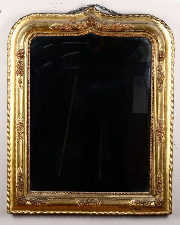 Coppia di specchiere in legno intagliato e dorato, XIX secolo