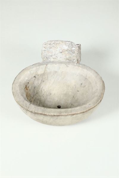 Piccolo Lavandino in Marmo Bianco, XX Secolo