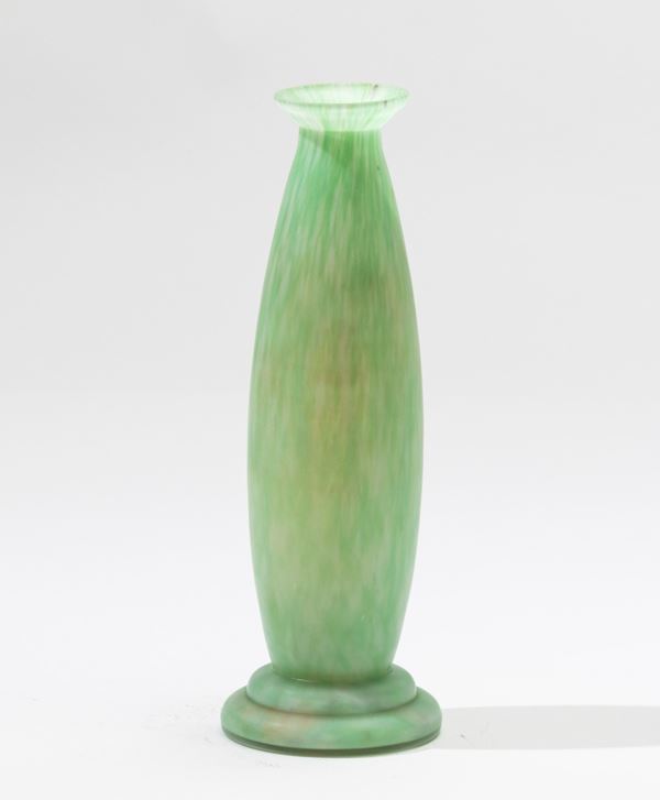 A small mottled glass vase.