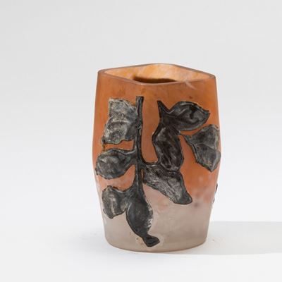 Vaso in Vetro con Foglie Argentate Applicate.